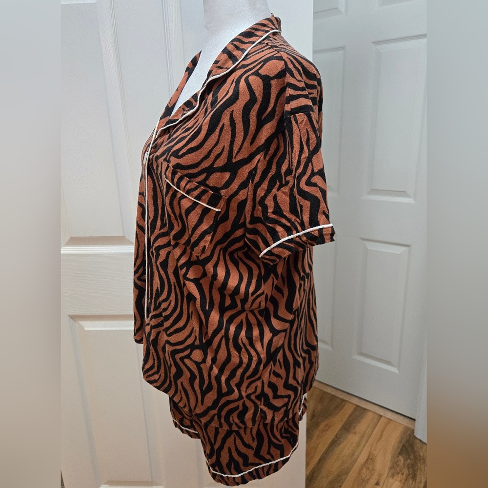 Zebra Print Button-Up Pajama Set, Size Large, Seeing Stars - Picture 6 of 15